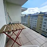 Fresh Green Kabaty Apartment 4