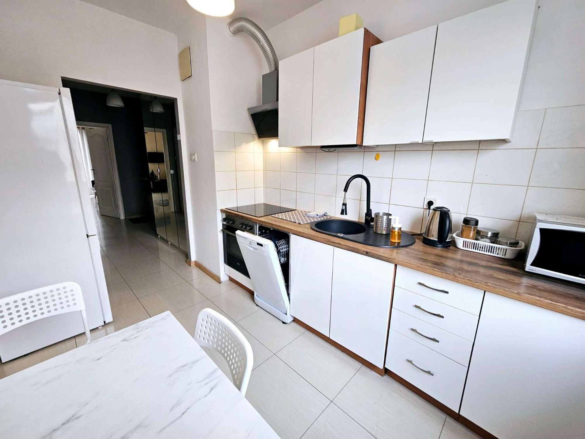 Apartment Fresh Kabaty 4 *